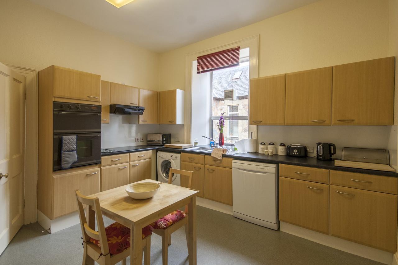 1 Varis Apartments Forres Exterior foto
